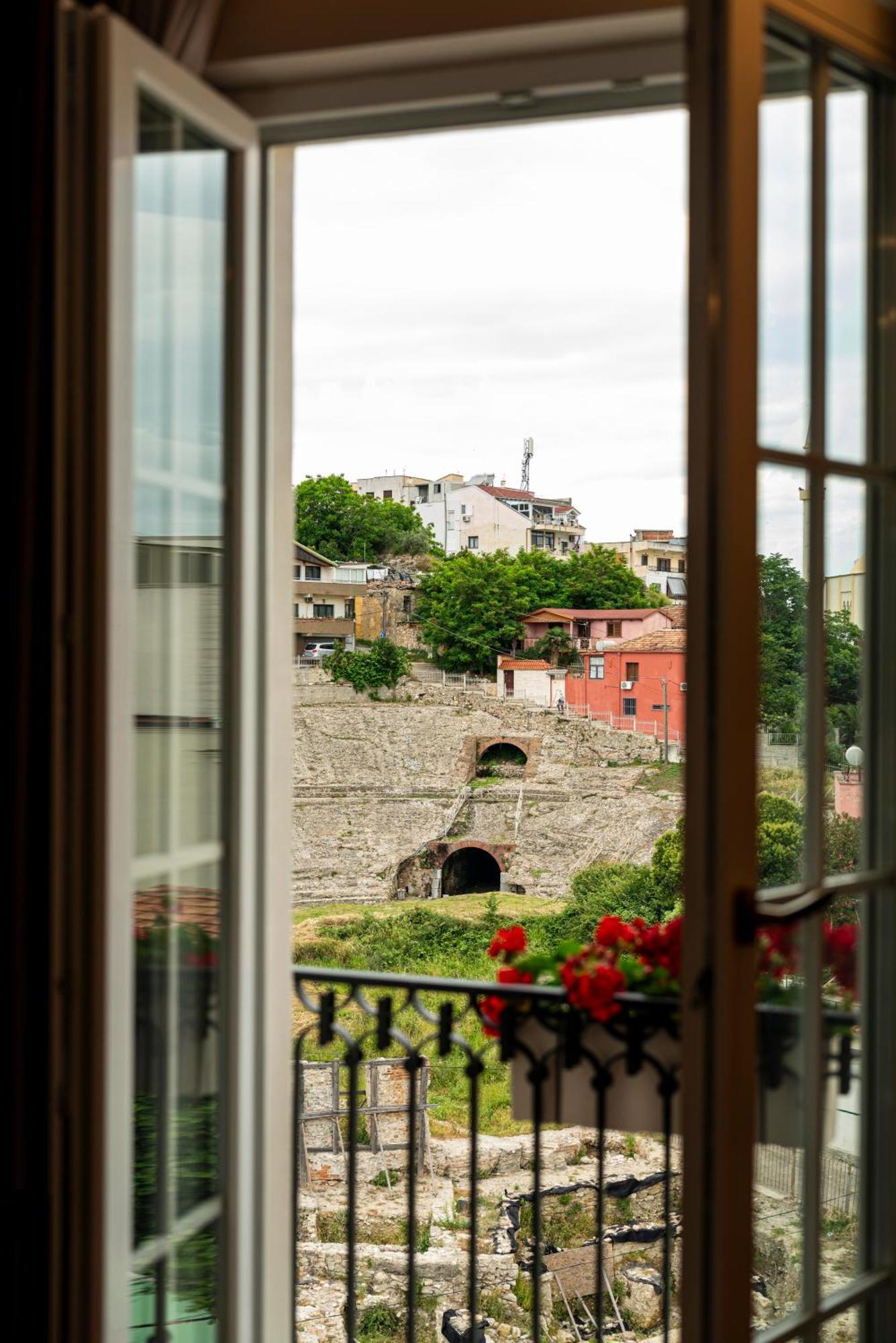 Art Gallery Boutique Hotel Durrës Kültér fotó